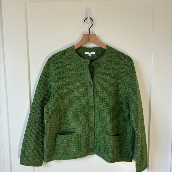 Uniqlo Knitted Short Jacket in Green - Picture 3 of 7